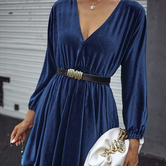 black velvet v neck long sleeve dress classic - Picture 10 of 13